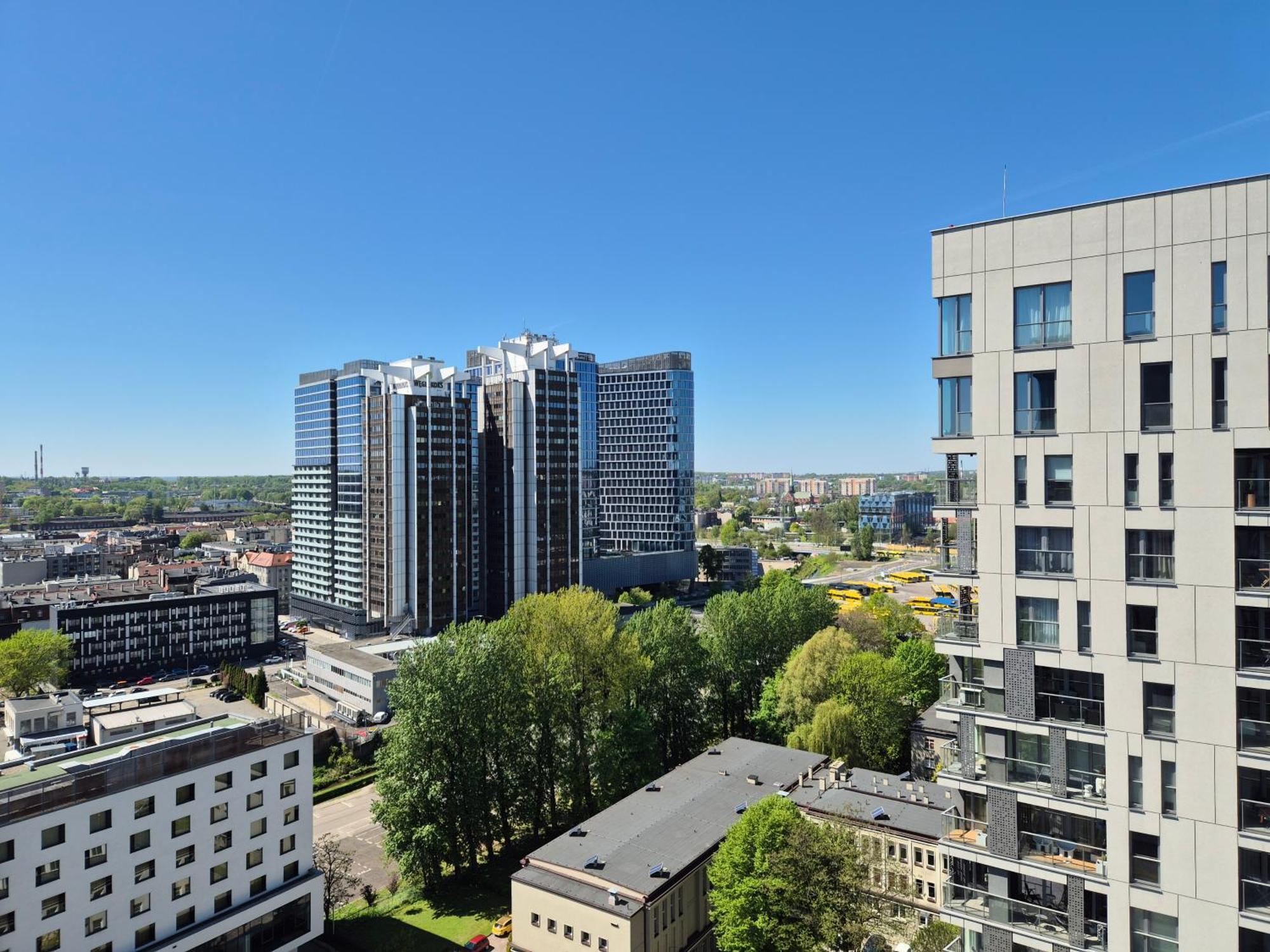15 Pietro Sokolska 30 Towers Apartments - New- Lux- Parking- Sauna- Gym- And Good View From 15Th Floor Katowice Zewnętrze zdjęcie